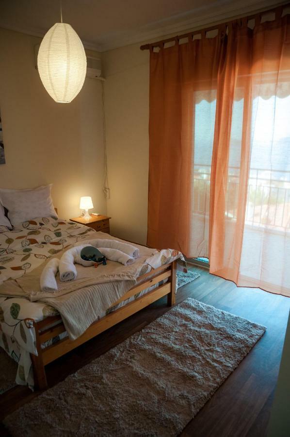 Paradise View Apartment Palaiontsiflikion Bagian luar foto